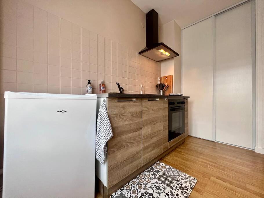 Casa Cloutiers #4 - Joli & Cosy T2 Avec Clim Parking - Hyper Centre Brive Apartment Ngoại thất bức ảnh